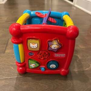 VTech Busy Learners Activity Cube